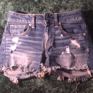 American eagle Midi distressed shorts